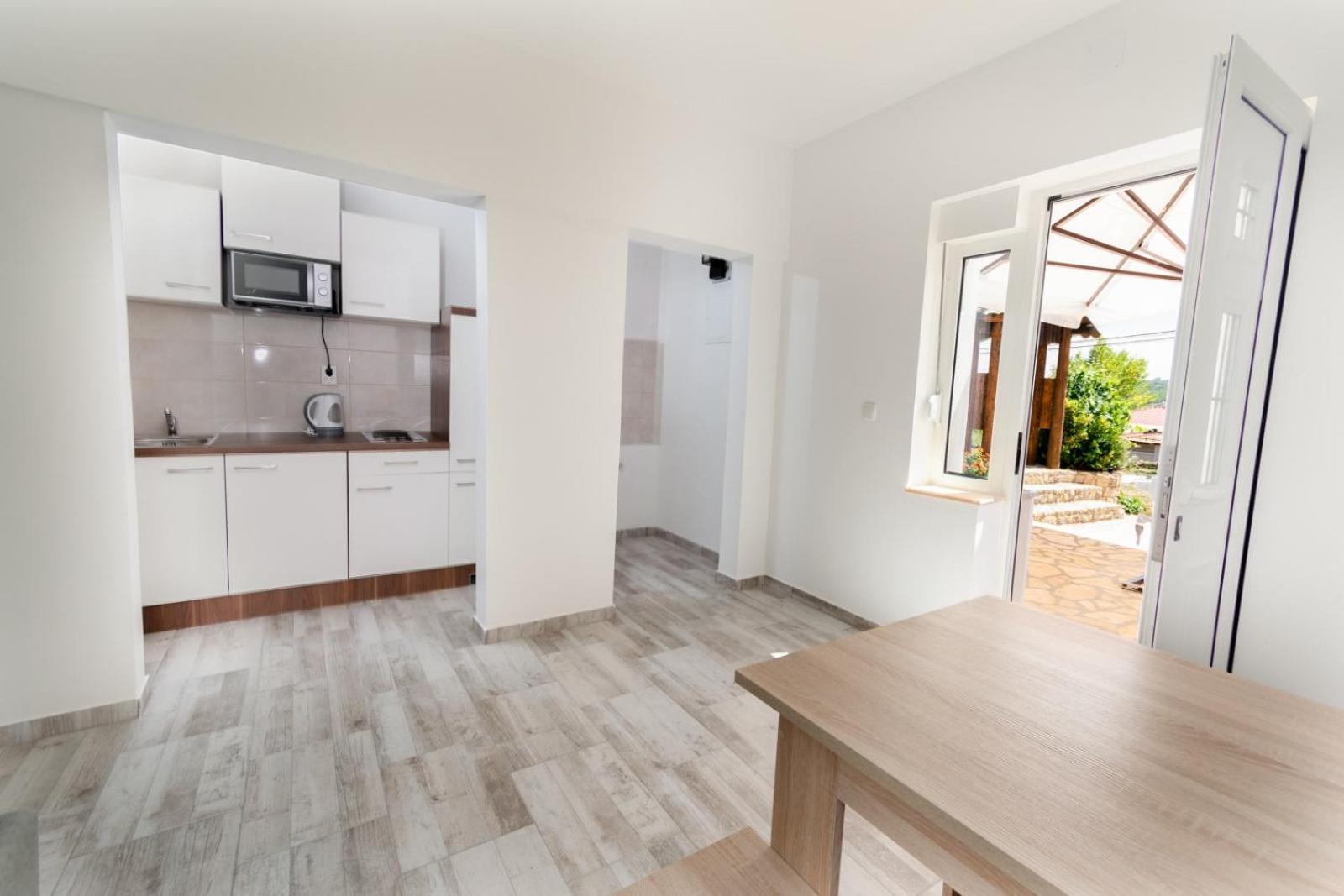 Apartmani Ajp โพเซดารเย ภายนอก รูปภาพ